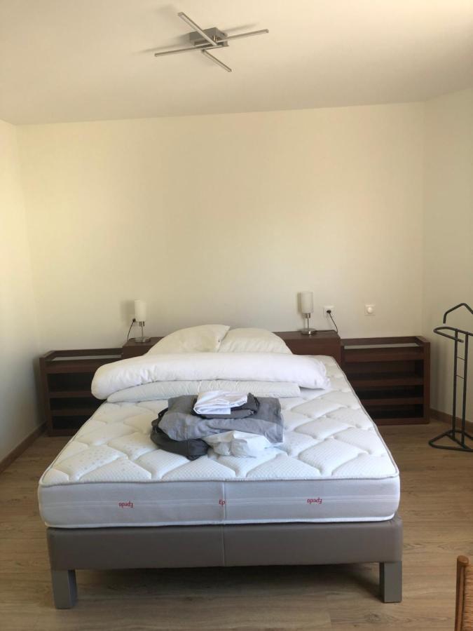 Residence Merlin Appartement Arthur Saint-Malon-sur-Mel Exteriér fotografie